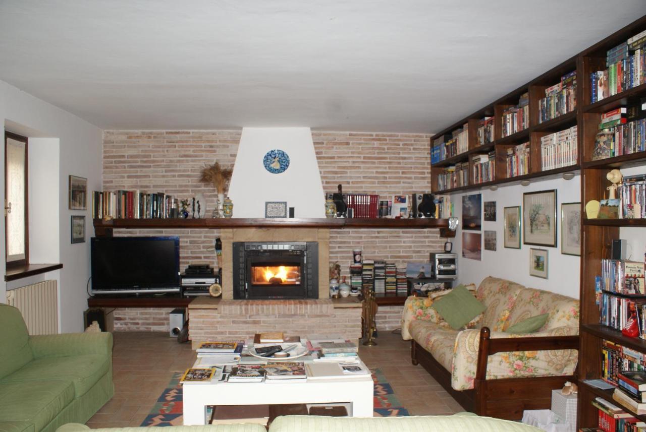 فانو B&B Salvarosa المظهر الخارجي الصورة